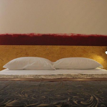Casa Made Hotel Chieti Buitenkant foto